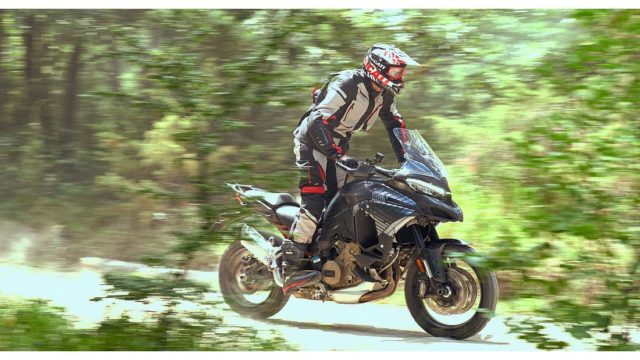 This old Honda Africa Twin was Transformed to a Rally Beast 32