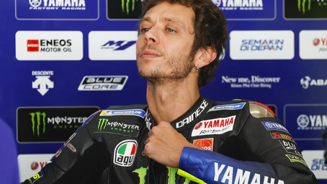 Valentino Rossi Signs Deal with Petronas Yamaha SRT for 2021 83