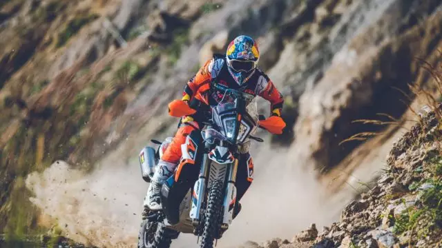 The KTM 890 Adventure R is here. But what’s the point? 2
