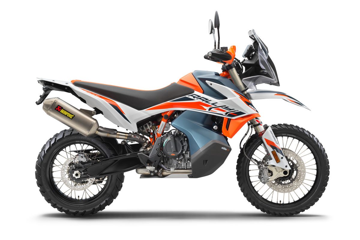 The KTM 890 Adventure R is here. But what’s the point? | DriveMag Riders