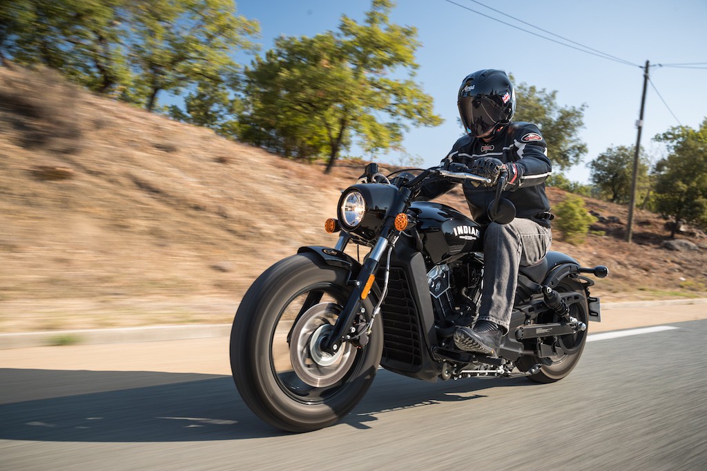 Indian Scout Bobber Launch Test Boy Scout Drivemag Riders