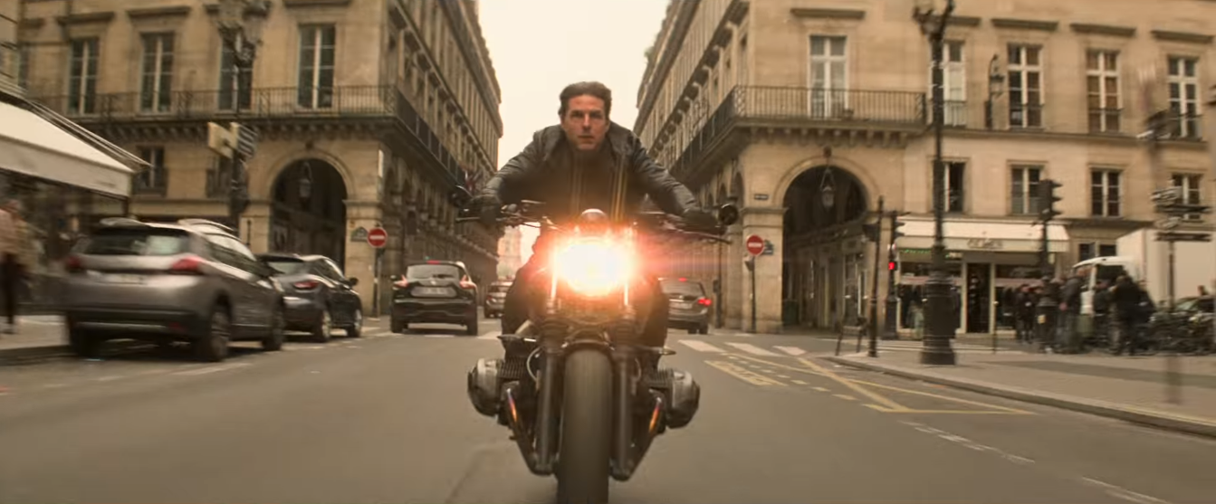 Tom Cruise crashes BMW R nineT in new Mission Impossible movie ...