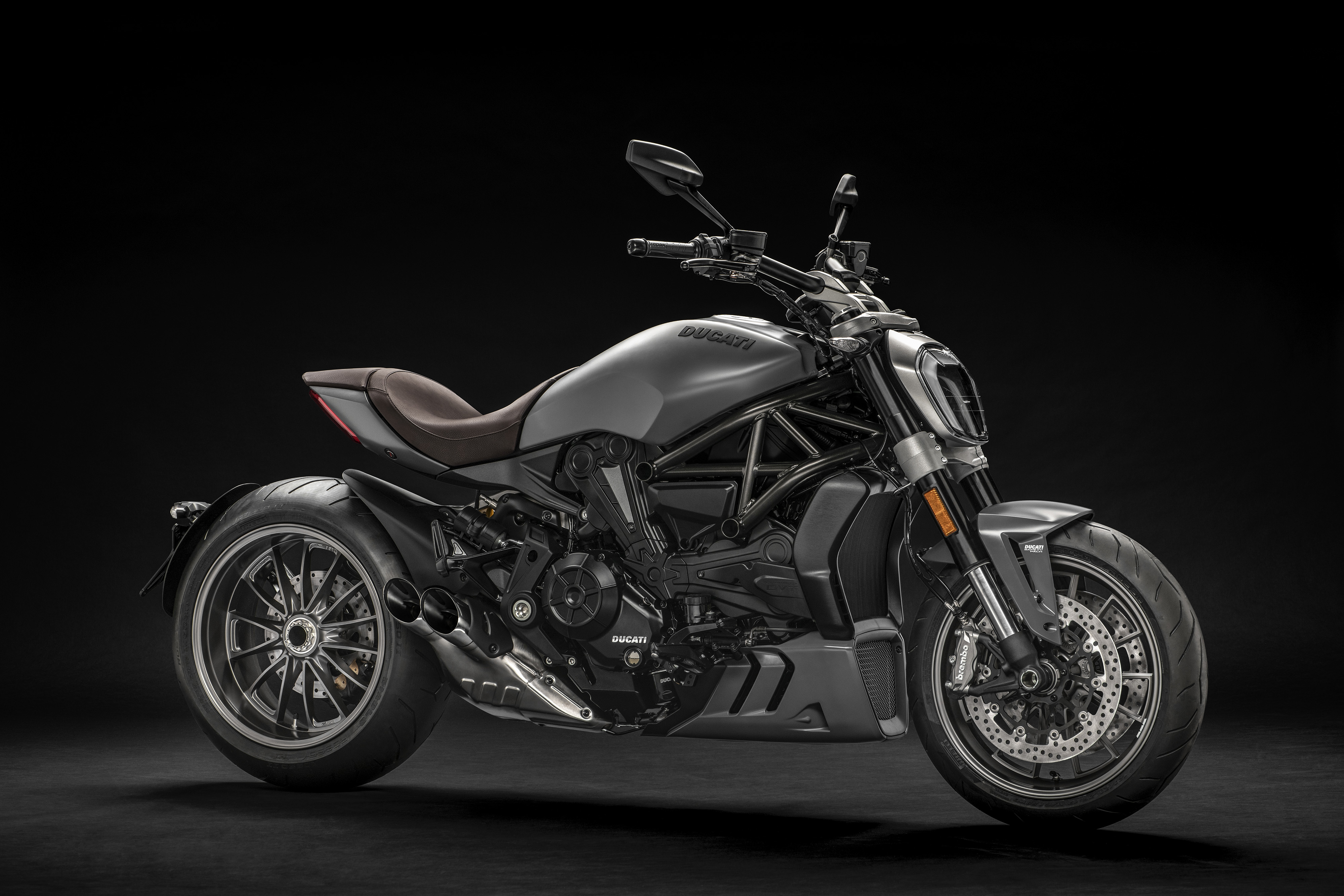 Ducati Xdiavel Gets A Cool New Color Drivemag Riders