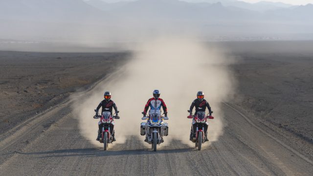 189577_20YM_Africa_Twin_and_Africa_Twin_Adventure_Sports
