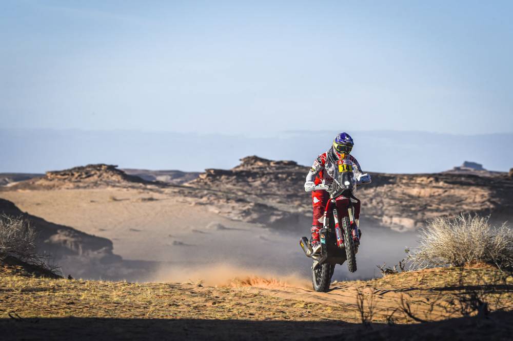 Dakar 2020, Day Five: Price takes another win | DriveMag Riders