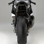 Ducati Superleggera V4 vs BMW HP4 Race - A techspec comparison 5