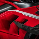 Ducati Superleggera V4 vs BMW HP4 Race - A techspec comparison 62