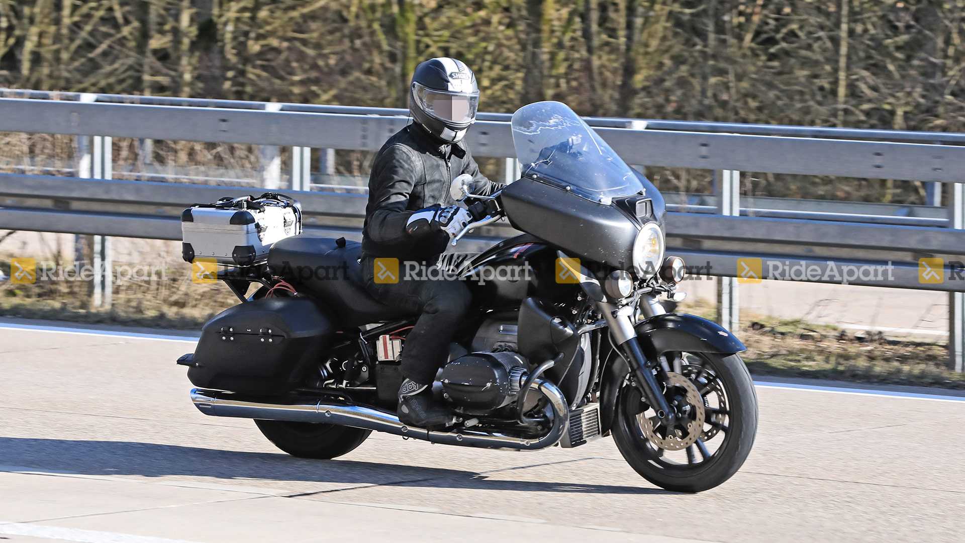 Bmw R18 Cruiser Spotted Spy Shots Drivemag Riders