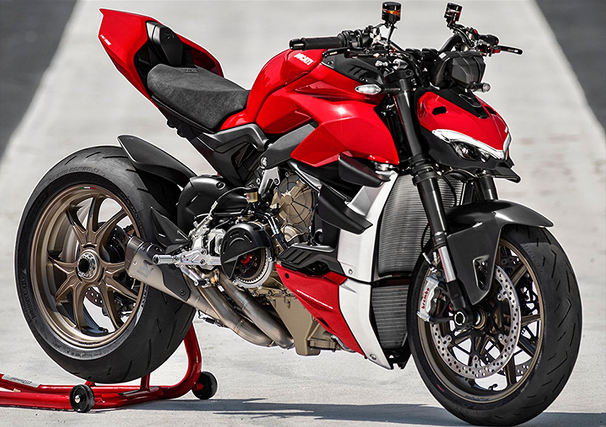 Ducati Streetfighter V4: la nuova naked presentata sul web 