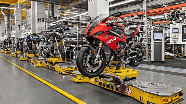 BMW Suspends Motorcycle Production in Germany | Coronavirus Outbreak 1